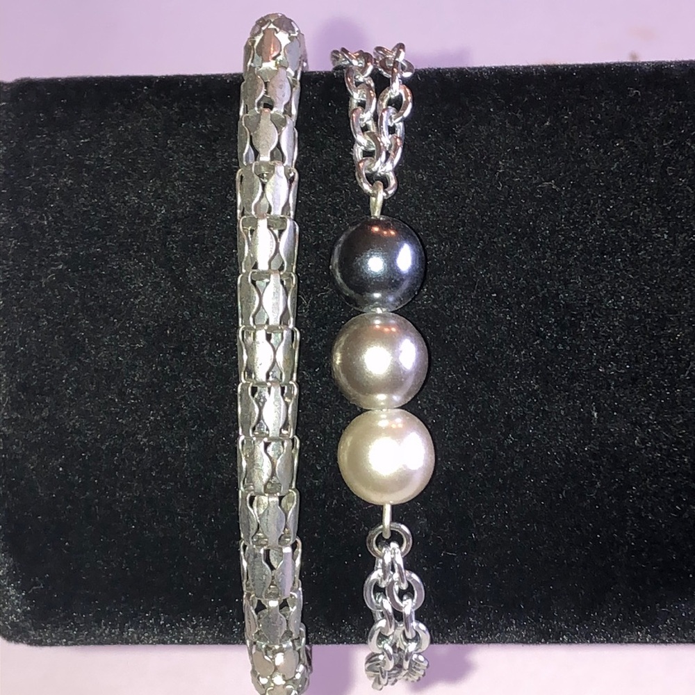 Silver Tone Bracelet Set with Gradient Faux Pearl Beads